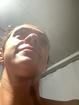 Snapshot of sabrinaneves chatting on 11, 1, 2026 sabrinaneves online show from 11, 1, 2026