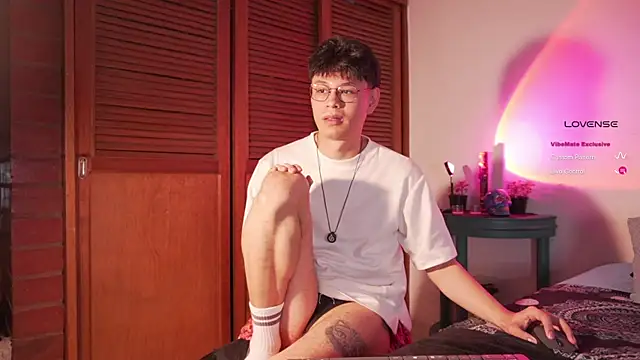 estmonnn online show from 21, 4, 2026