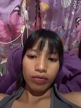 Snapshot of hottiebabe23 chatting on 21, 11, 2025 hottiebabe23 online show from 21, 11, 2025