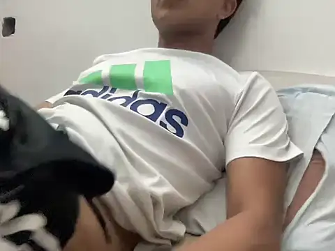 Snapshot of Isamperry69 chatting on 28, 11, 2025 Isamperry69 online show from 28, 11, 2025