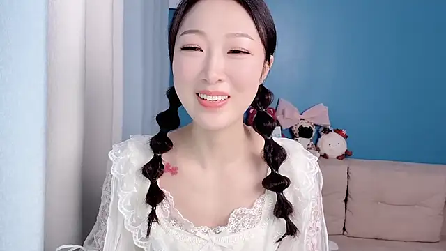 ella55-- online show from 6, 3, 2026