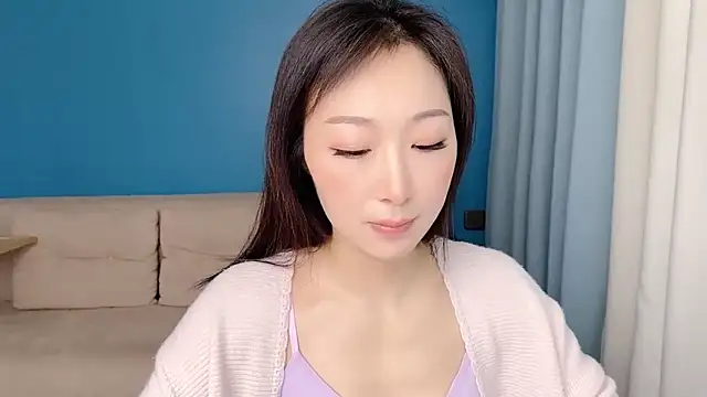 ella55-- online show from 17, 4, 2026