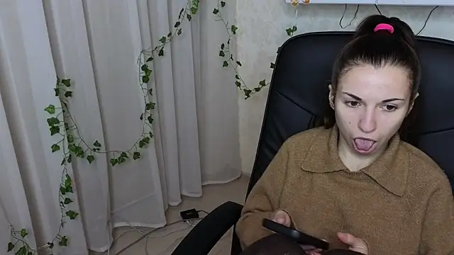 Ulyanix online show from 3, 2, 2026