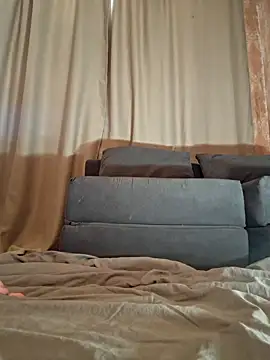 Snapshot of LikaFurr chatting on 1, 11, 2025 LikaFurr online show from 1, 11, 2025