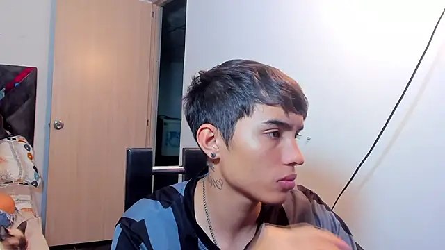 MollyandFher online show from 8, 11, 2025