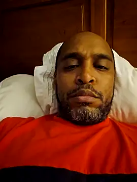 TraddyZaddy online show from 30, 10, 2025