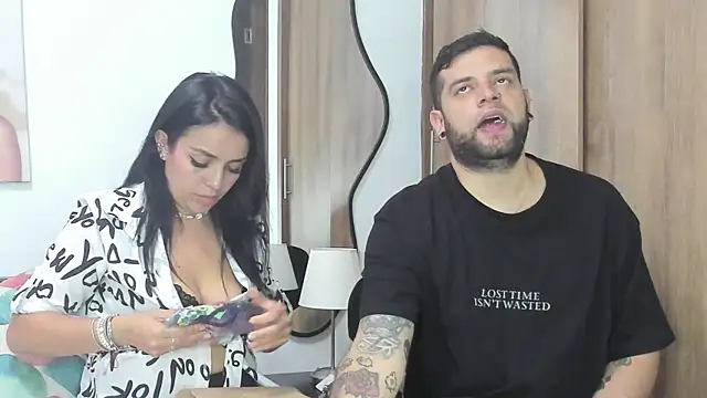 MailynAndNick online show from 23, 12, 2025