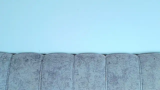 alana pink95 online show from 8, 11, 2025