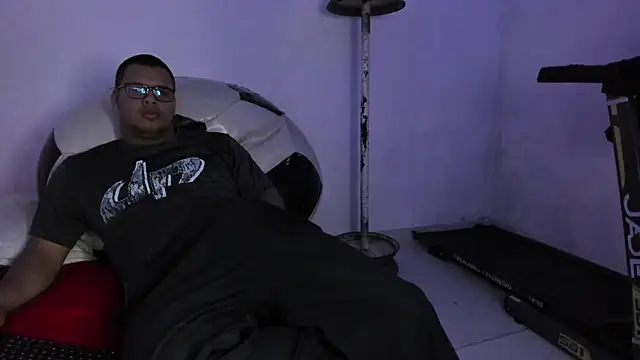 LucassFoster online show from 7, 11, 2025