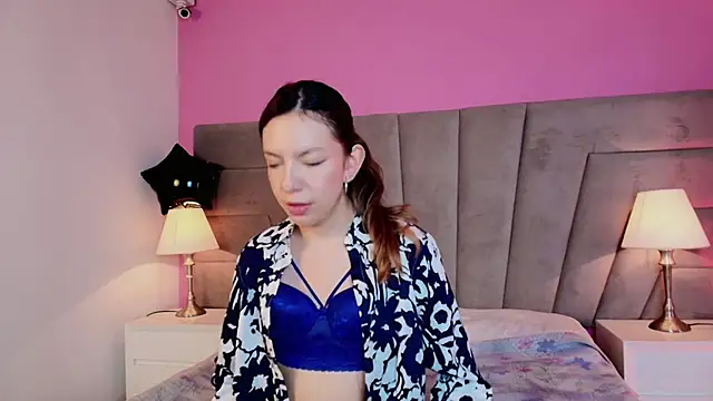 kittyblooms online show from 29, 11, 2025