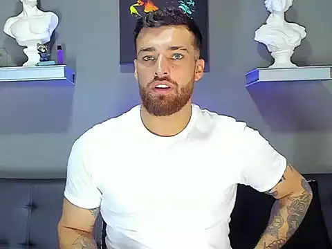 Snapshot of Thorevans2424 chatting on 21, 11, 2025 Thorevans2424 online show from 21, 11, 2025