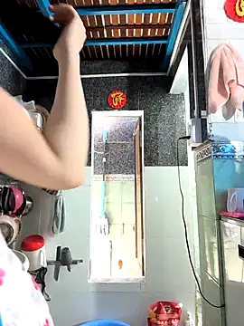 Snapshot of Okleotina9 chatting on 22, 4, 2026 Okleotina9 online show from 22, 4, 2026