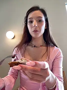 Snapshot of LilluKatten chatting on 4, 2, 2026 LilluKatten online show from 4, 2, 2026