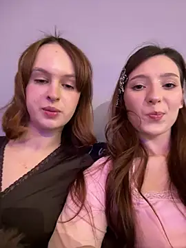 Snapshot of LilluKatten chatting on 10, 2, 2026 LilluKatten online show from 10, 2, 2026