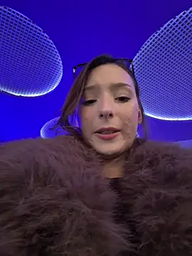 LilluKatten online show from 5, 3, 2026