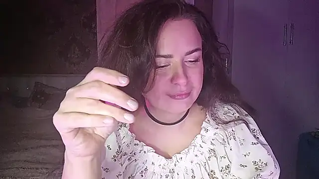 Snapshot of Heavened_Luna chatting on 8, 11, 2025 Heavened Luna online show from 8, 11, 2025