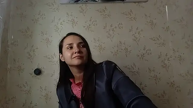 Snapshot of VoulezVous_Angel chatting on 27, 3, 2026 VoulezVous Angel online show from 27, 3, 2026