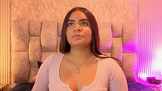 amarahanks1 online show from 18, 11, 2025