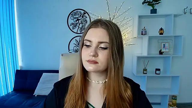 NinaSavkoo online show from 4, 11, 2025