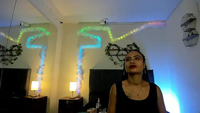 Snapshot of Lucerop_ chatting on 28, 4, 2026 Lucerop online show from 28, 4, 2026