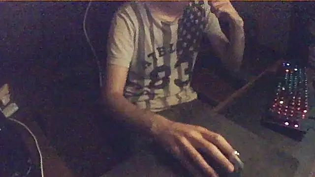 luzandernds online show from 1, 6, 2026