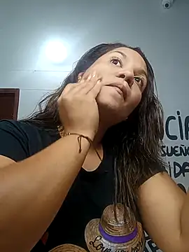 Samaraa Lee online show from 19, 11, 2025