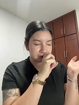 Eve Miiller online show from 22, 4, 2026