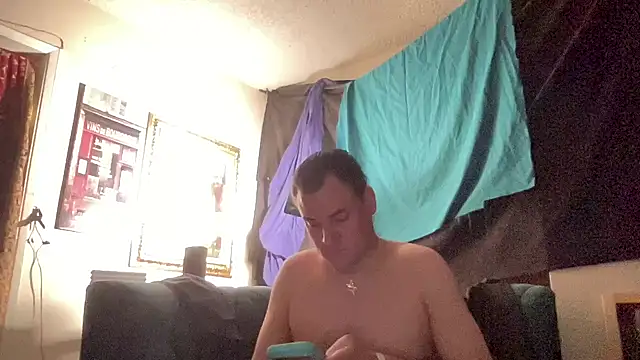 Snapshot of IntimeWild chatting on 6, 4, 2026 IntimeWild online show from 6, 4, 2026