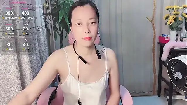 Lingling-Baby520 online show from 29, 5, 2026