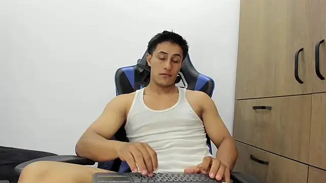 dorman boy online show from 2, 11, 2025