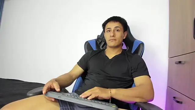 dorman boy online show from 9, 11, 2025