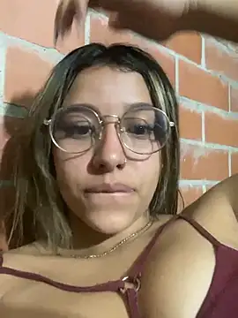 liahot69 online show from 14, 4, 2026