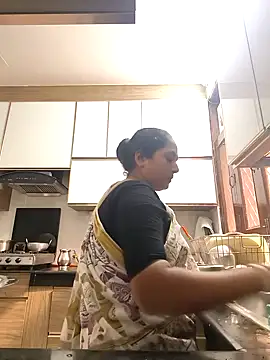 Hot-Sana2 online show from 4, 11, 2025