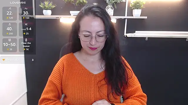 Lauryn Jones online show from 15, 4, 2026