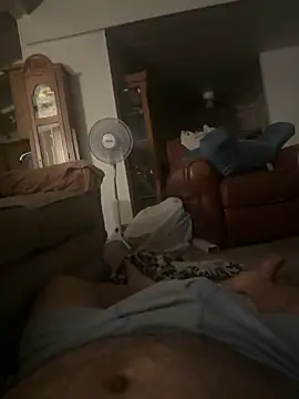 Snapshot of jayrr31 chatting on 1, 11, 2025 jayrr31 online show from 1, 11, 2025