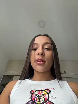 Brunettecollins05 online show from 28, 2, 2026