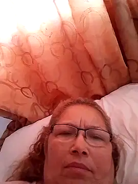 Snapshot of Cessi50 chatting on 17, 11, 2025 Cessi50 online show from 17, 11, 2025