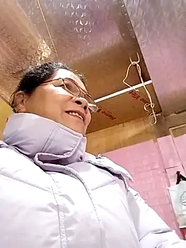 small-house123 online show from 14, 11, 2025