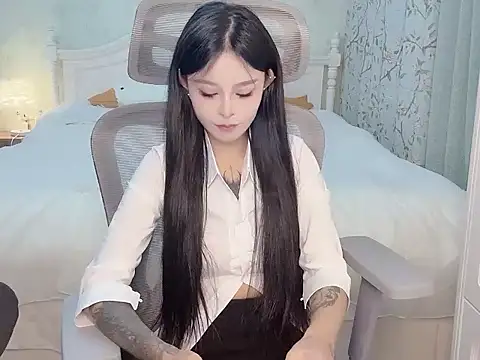 Snapshot of Titoo-170 chatting on 20, 11, 2025 Titoo-170 online show from 20, 11, 2025