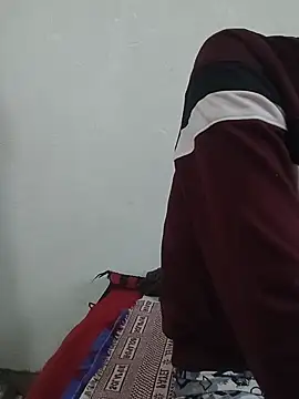 Snapshot of baby_Cpl21 chatting on 5, 12, 2025 baby Cpl21 online show from 5, 12, 2025