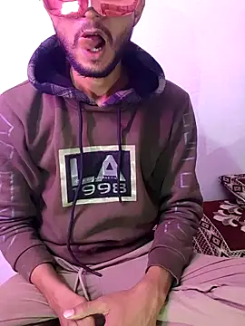 Snapshot of baby_Cpl21 chatting on 19, 12, 2025 baby Cpl21 online show from 19, 12, 2025