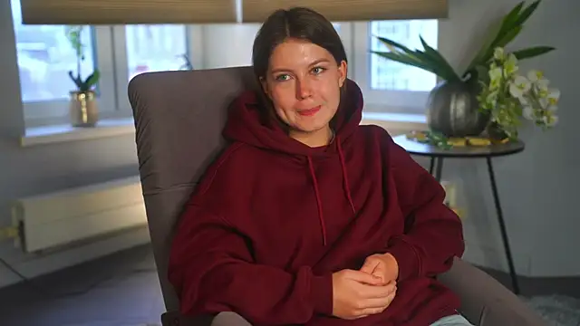 TereseHoltorf online show from 2, 11, 2025