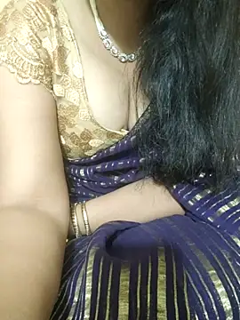 Snapshot of mouni499 chatting on 11, 5, 2026 mouni499 online show from 11, 5, 2026