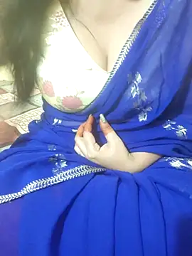 Snapshot of mouni499 chatting on 23, 5, 2026 mouni499 online show from 23, 5, 2026