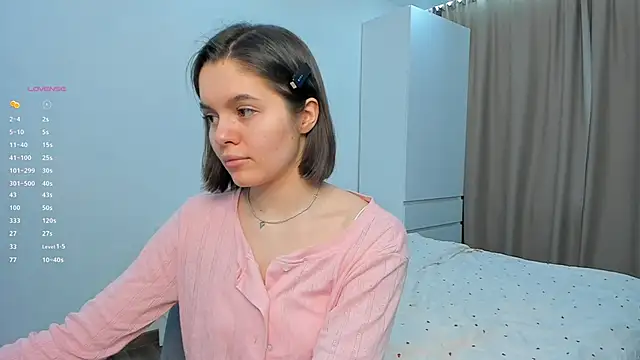 Xo Laura online show from 9, 2, 2026