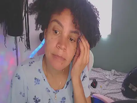 shayna cute online show from 26, 7, 2026