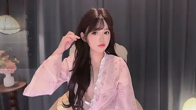 Yaiyigirl online show from 19, 4, 2026