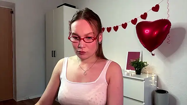 Snapshot of Kalli_ly chatting on 10, 2, 2026 Kalli ly online show from 10, 2, 2026