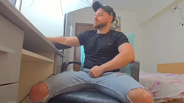 Snapshot of Ryanstone_ chatting on 10, 7, 2026 Ryanstone online show from 10, 7, 2026