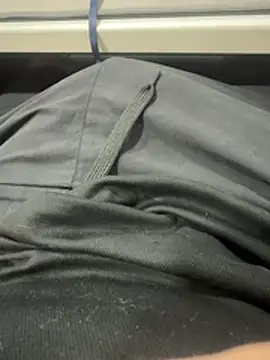 Snapshot of adamblunt59 chatting on 25, 2, 2026 adamblunt59 online show from 25, 2, 2026